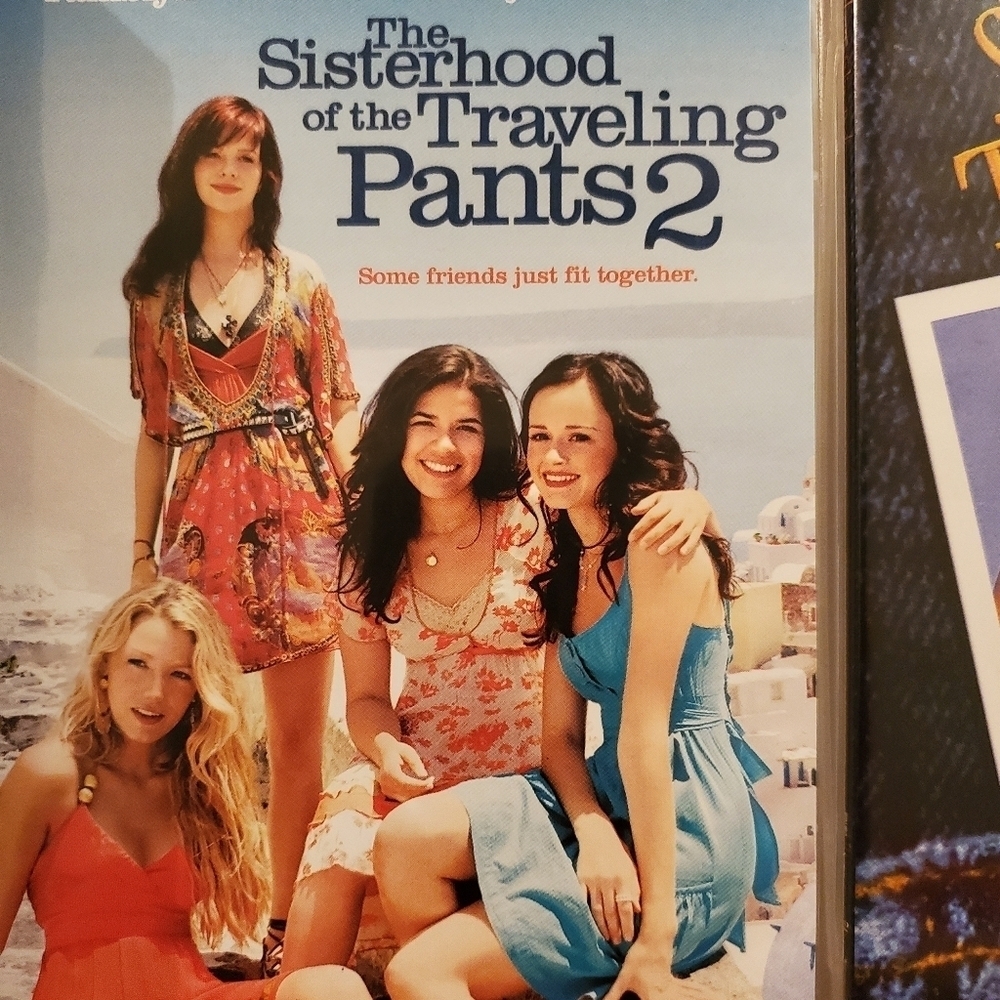 Sisterhood of the Traveling Pants 1 & 2 Limited Edition DVD With Book - Picture 4 of 7
